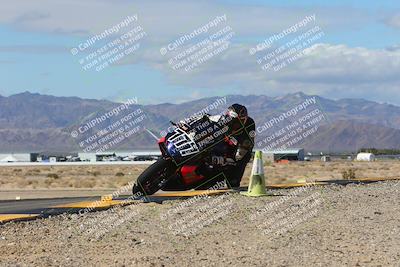 media/Feb-04-2024-SoCal Trackdays (Sun) [[91d6515b1d]]/7-Turn 9 Inside (1140am)/